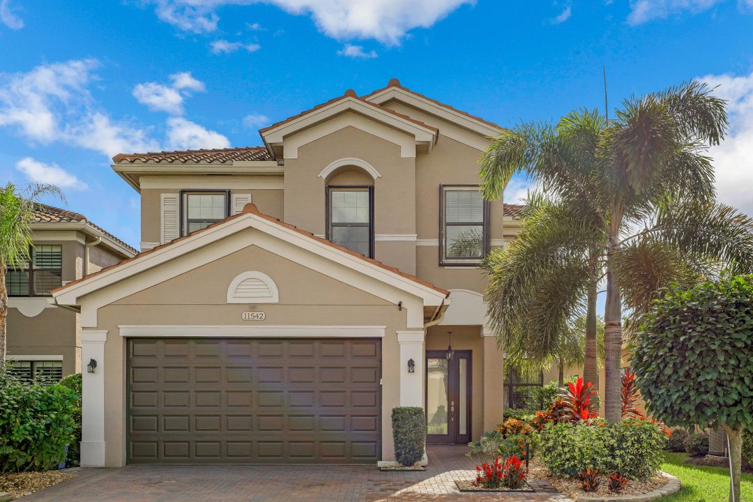 11542 Meadowrun Cir, Fort Myers, FL 33913