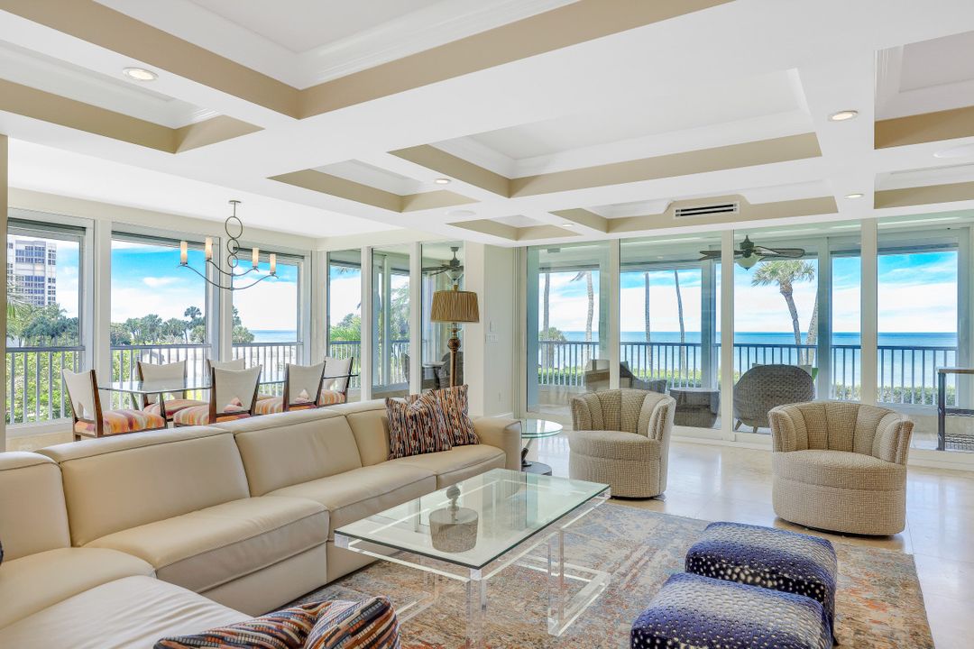 4301 Gulf Shore Blvd N #203, Naples, FL 34103