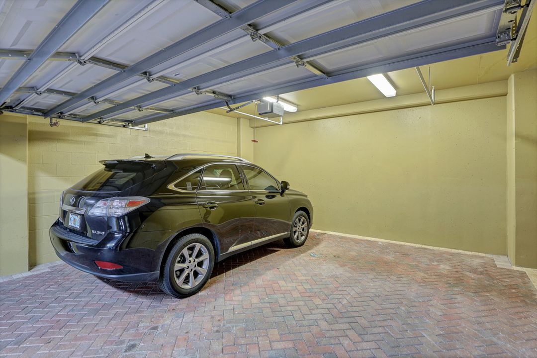 6081 Silver King Blvd #103, Cape Coral, FL 33914