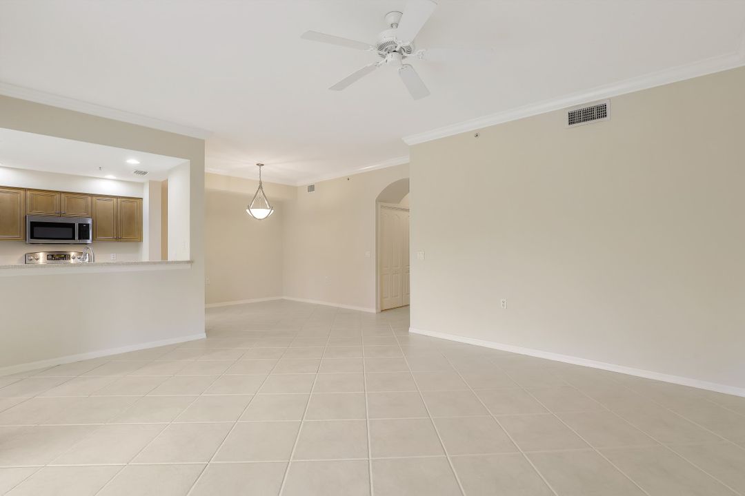 10307 Heritage Bay Blvd #1213, Naples, FL 34120