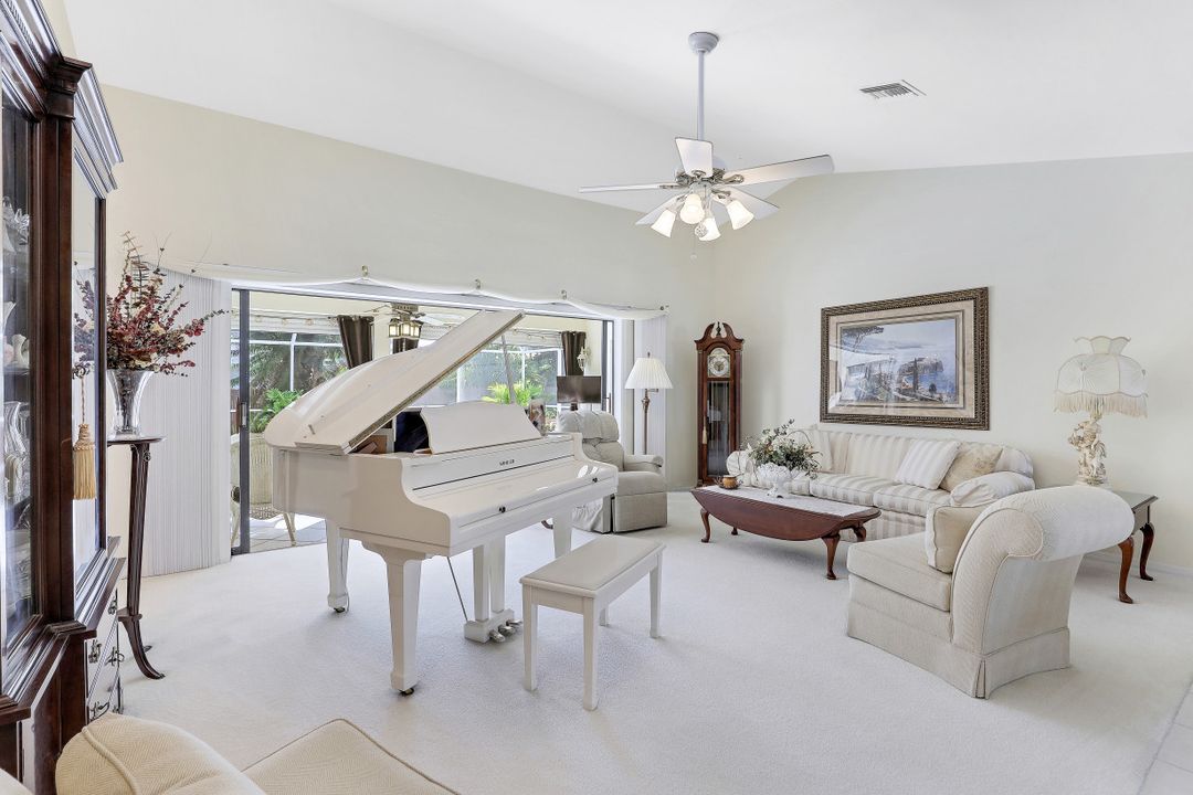 27527 Baretta Dr, Bonita Springs, FL 34135