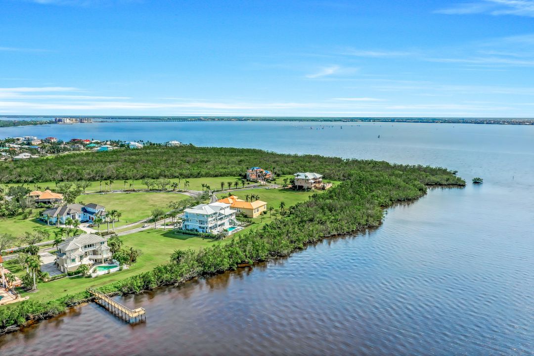 4591 Grassy Point Blvd, Port Charlotte, FL 33952