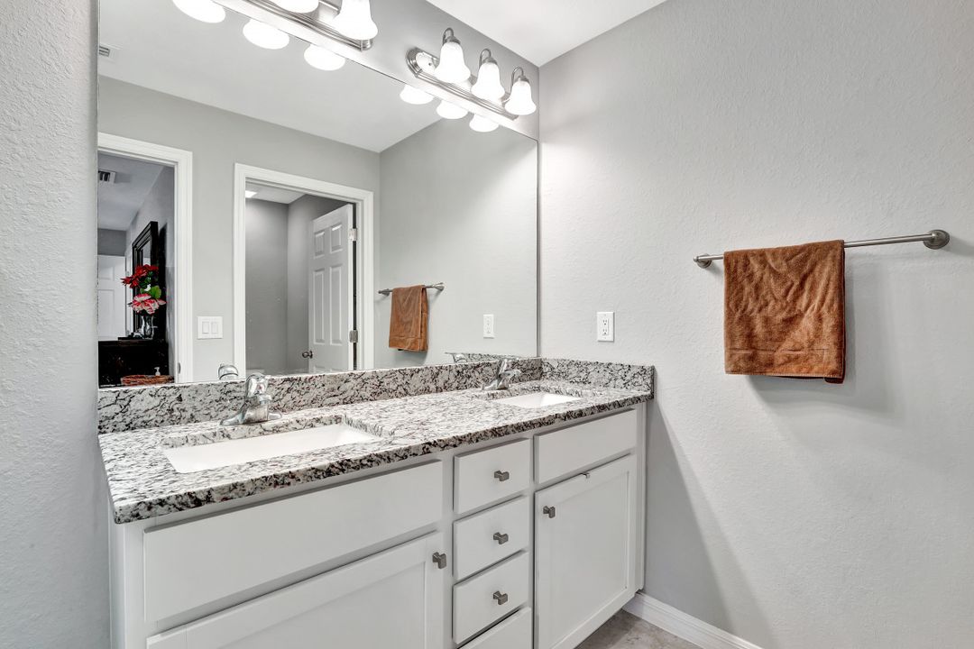 2837 NW 24th Ave, Cape Coral, FL 33993