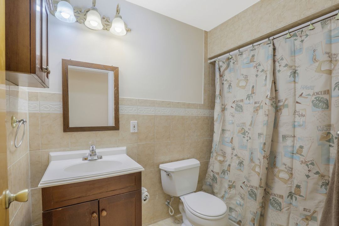 9820 Montana Ct, Bonita Springs, FL 34135