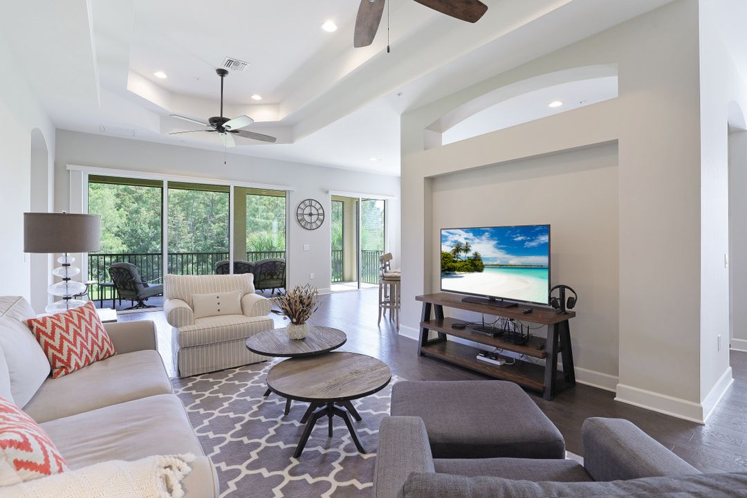 9542 Ironstone Terrace #202, Naples, FL 34120