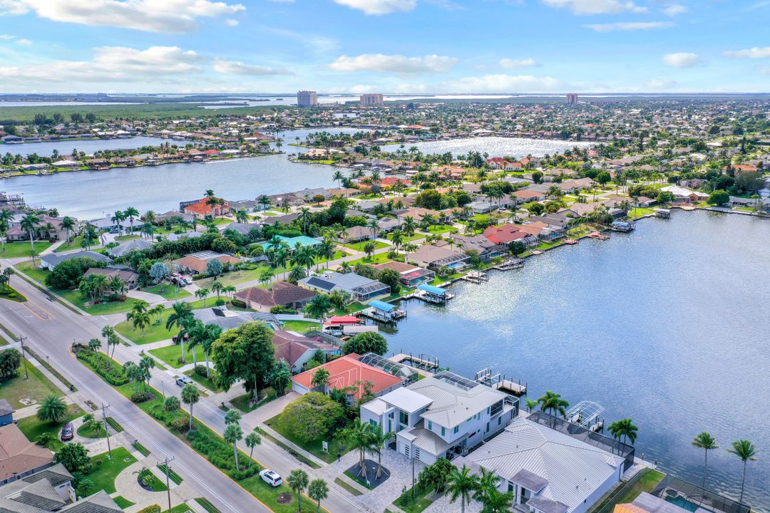 5020 Pelican Blvd, Cape Coral, FL 33914