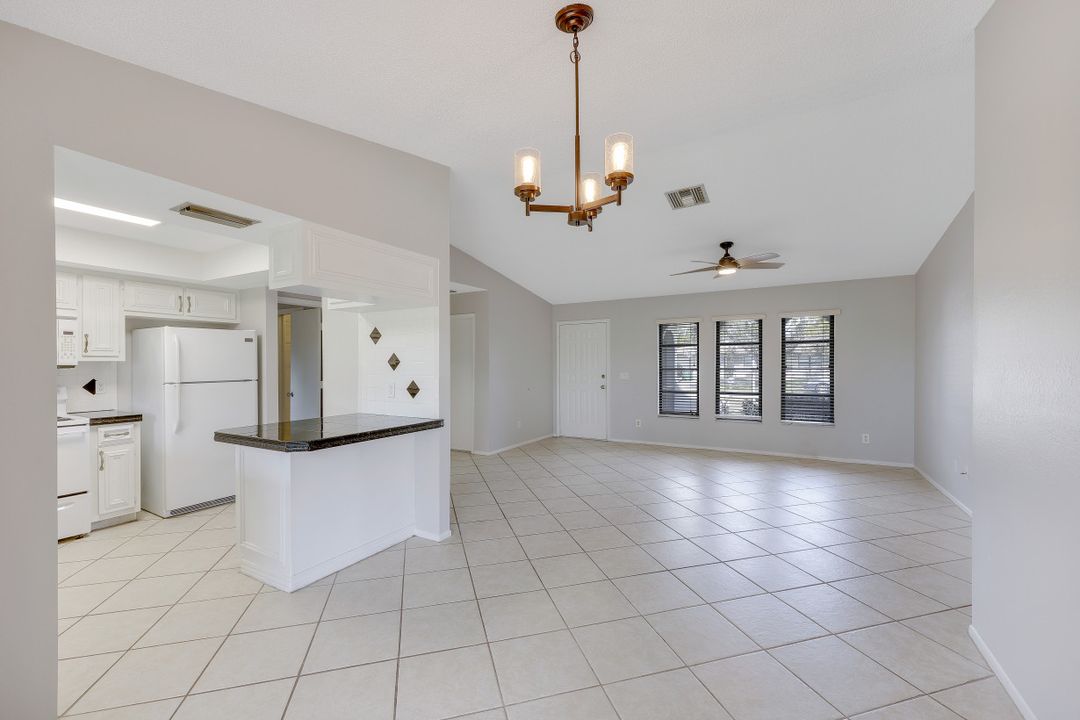 218 SW 34th Terrace, Cape Coral, FL 33914