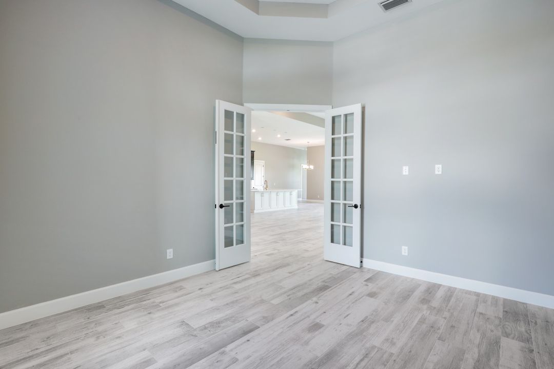 11430 Canal Grande Dr, Fort Myers, FL 33913