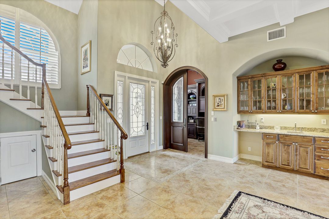 99 Gulfport Ct, Marco Island, FL 34145