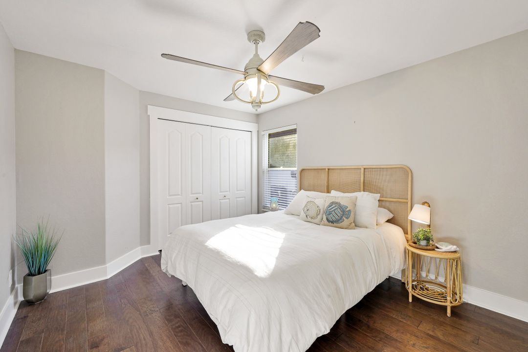 2047 Terrazzo Ln, Naples, FL 34104