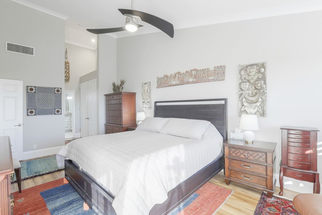 360 Horse Creek Dr #502, Naples, FL 34110