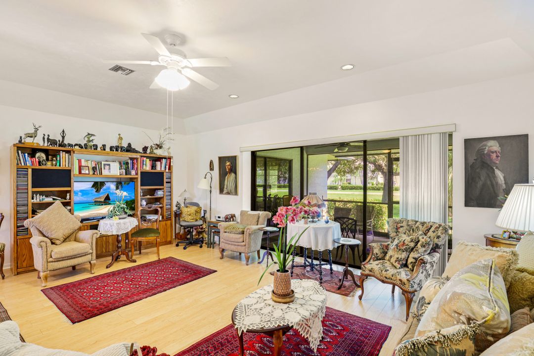 2509 Kings Lake Blvd, Naples, FL 34112