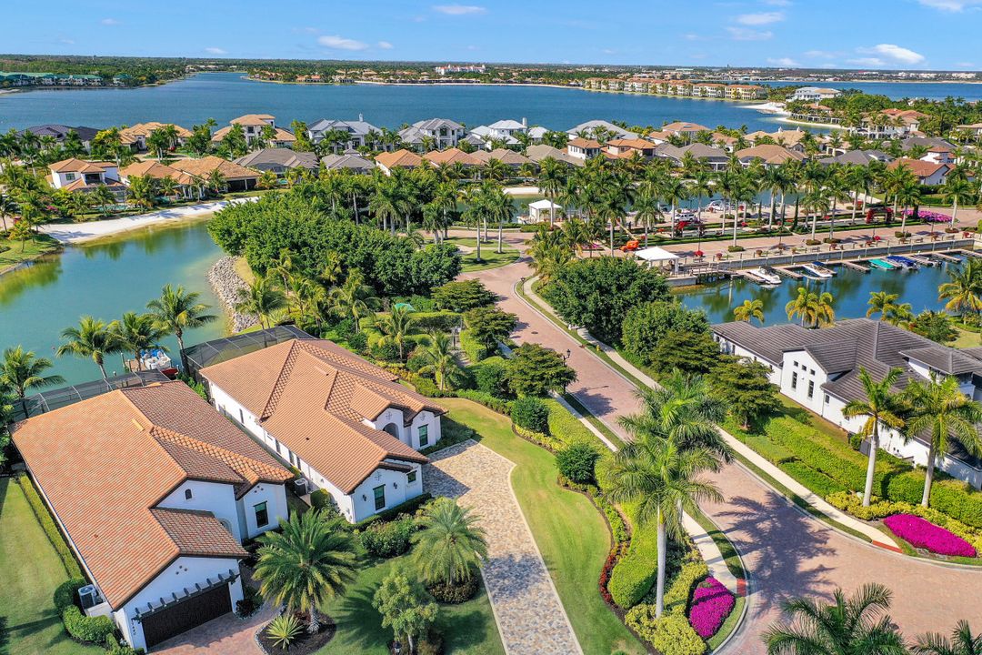 17452 Via Navona Way, Miromar Lakes, FL 33913