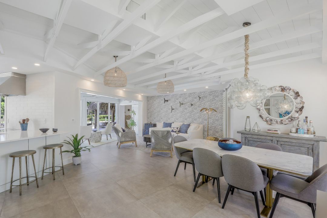 818 Perrine Ct, Marco Island, FL 34145