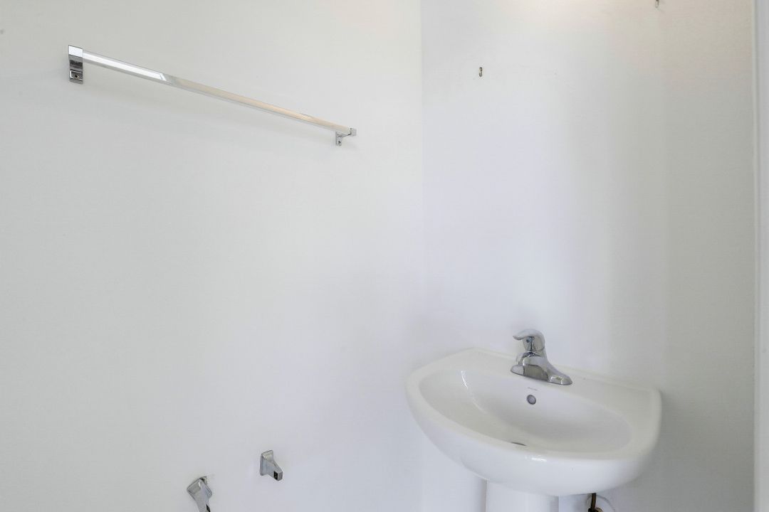 3026 SW 26th Ave, Cape Coral, FL 33914