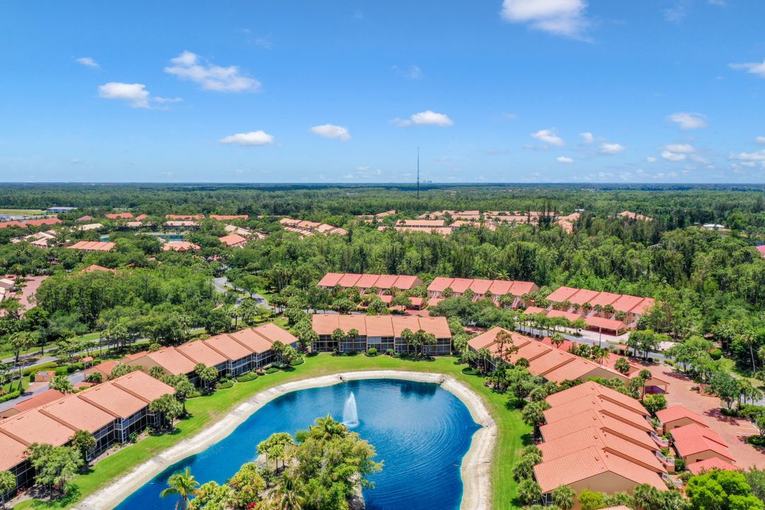 1650 Windy Pines Dr #8, Naples, FL 34112