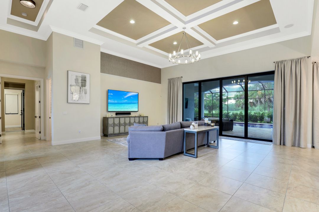 9539 Via Lago Way, Fort Myers, FL 33912