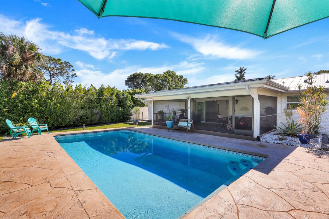 1229 28th Ave N, Naples, FL 34103