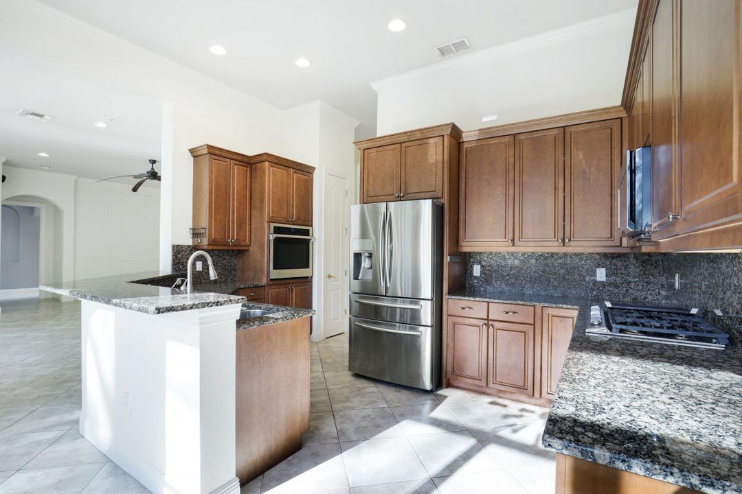 28570 Calabria Ct #101, Naples, FL 34110