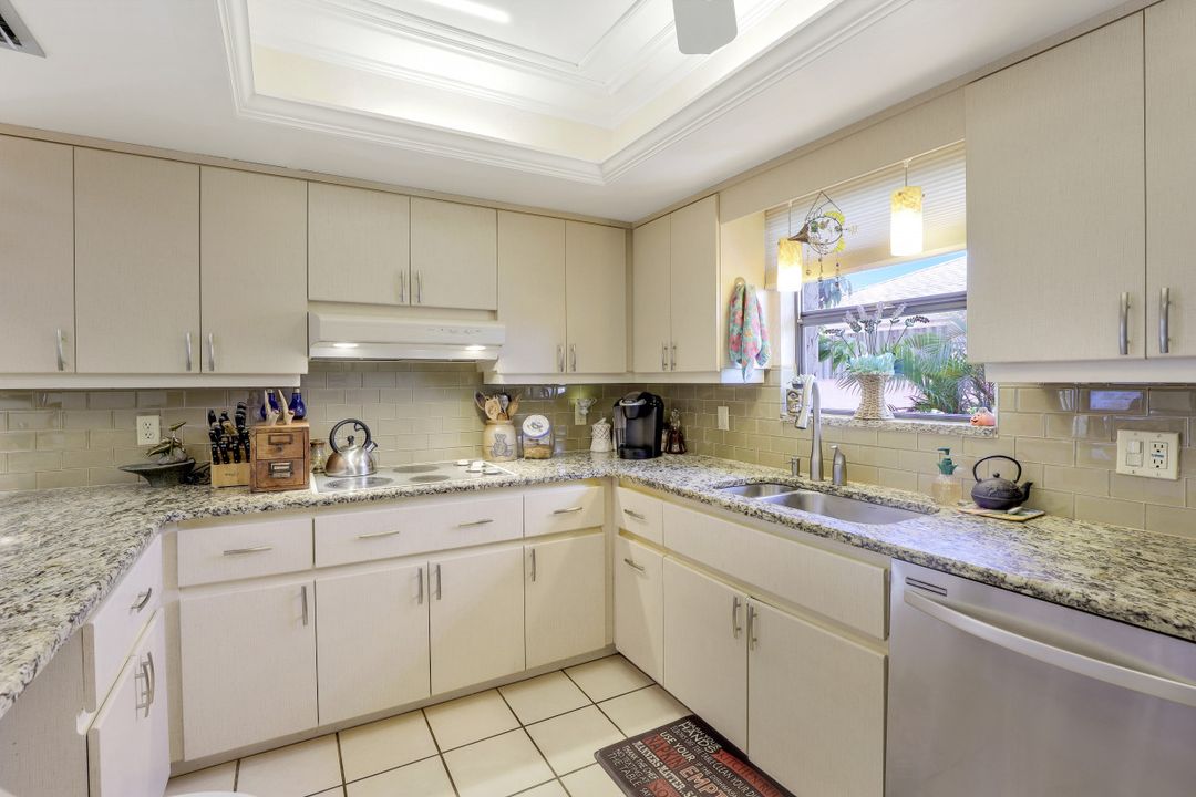 5223 SW 11th Pl, Cape Coral, FL 33914