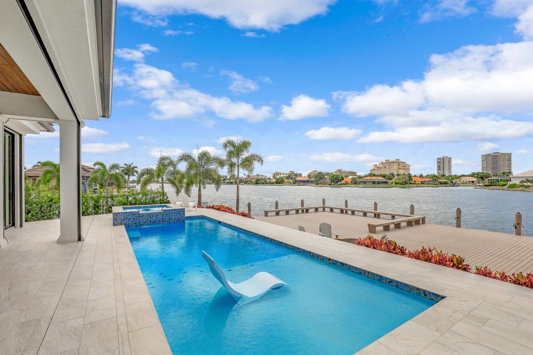 1001 Coronado Ct, Marco Island, FL 34145