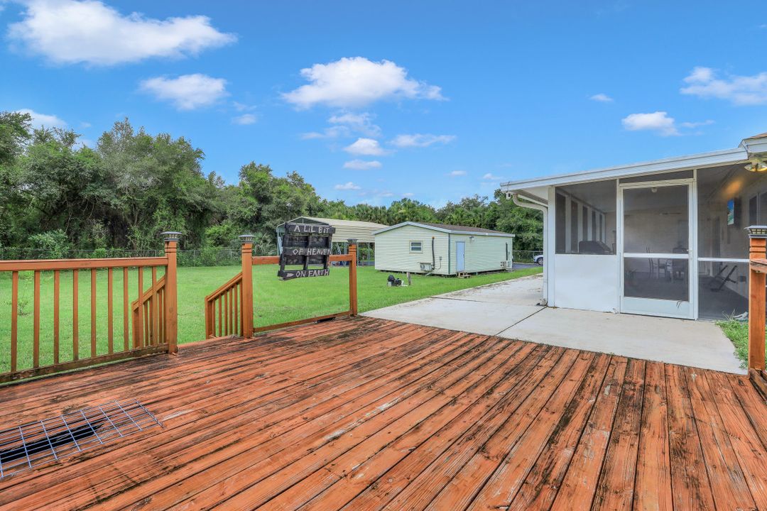 3660 20th Ave SE, Naples, FL 34117