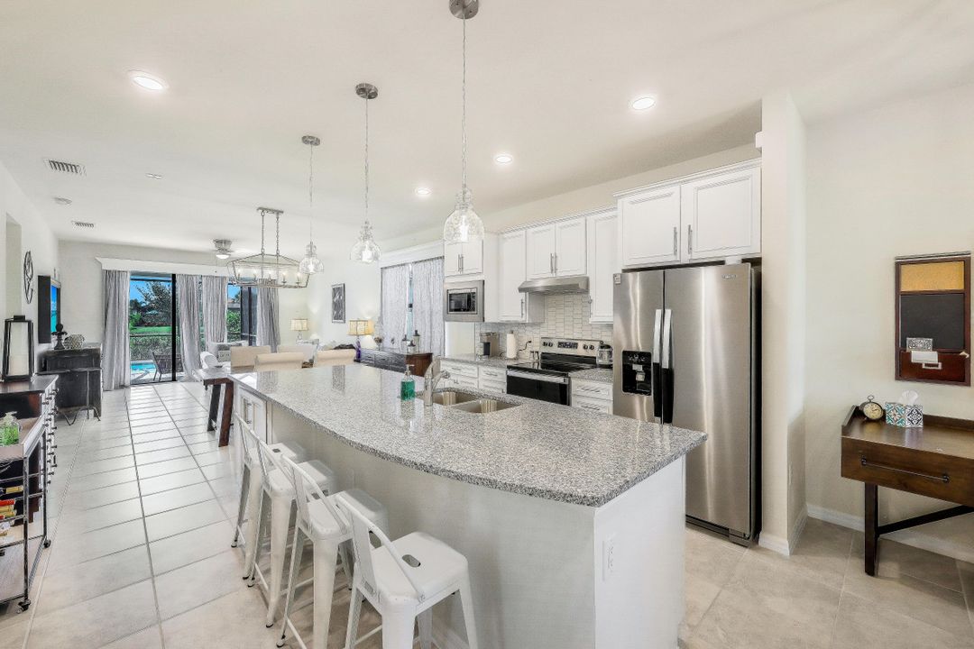 12010 Westmoreland Way, Fort Myers, FL 33913