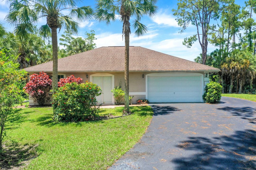 4075 1st Ave SW, Naples, FL 34119