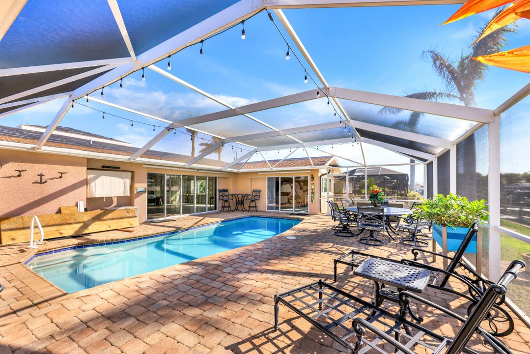 5324 Delano Ct, Cape Coral, FL 33904