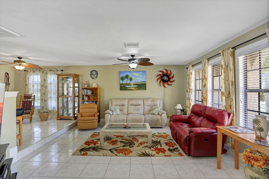 1708 Savona Pkwy, Cape Coral, FL 33904