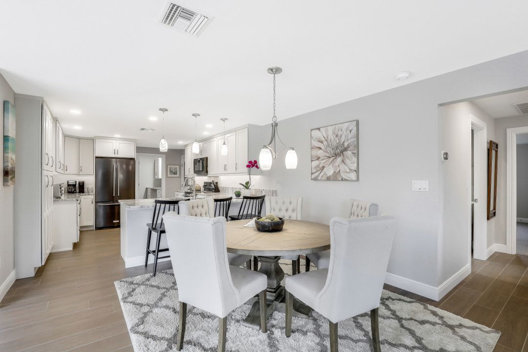 166 Hollyhock Ct, Marco Island, FL 34145