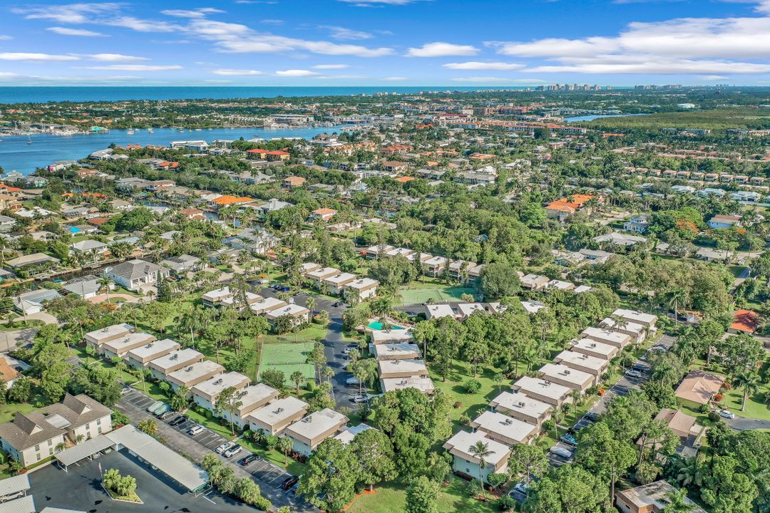 1549 Sandpiper St #92, Naples, FL 34102