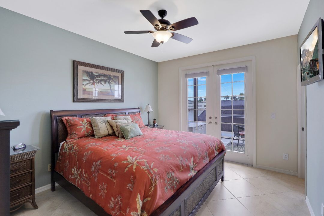 443 Nassau Ct, Marco Island, FL 34145