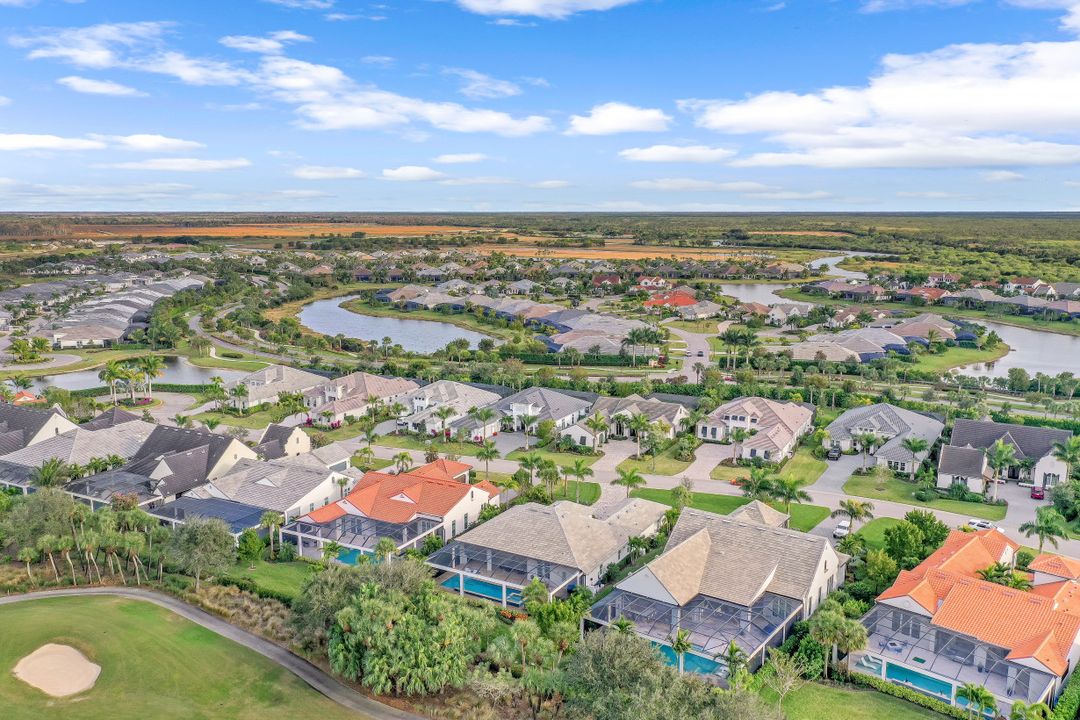 3237 Tavolara Ln, Naples, FL 34114