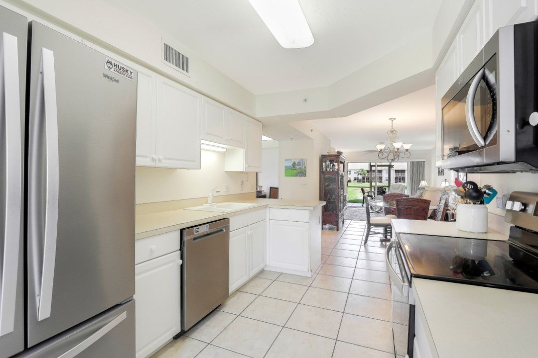 4910 Cougar Ct N #1-101, Naples, FL 34109