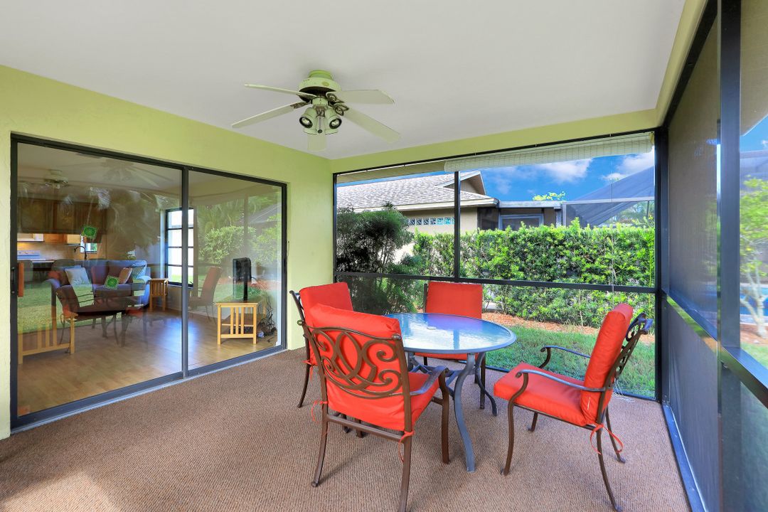 691 104th Ave N, Naples, FL 34108