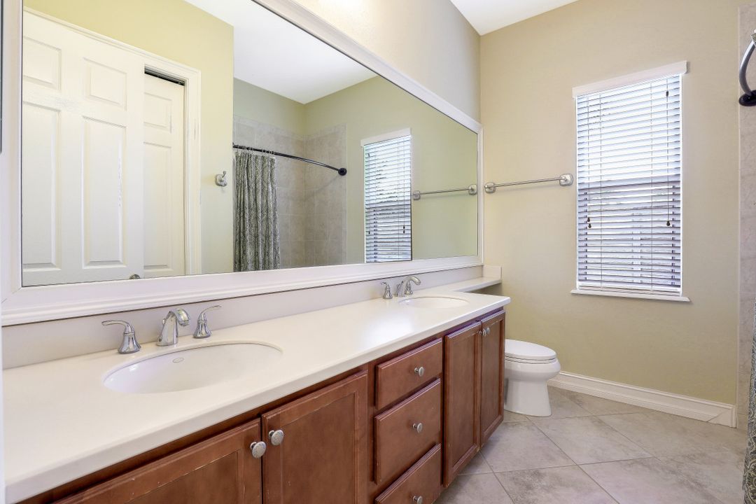 14830 Tybee Island Dr, Naples, FL 34119