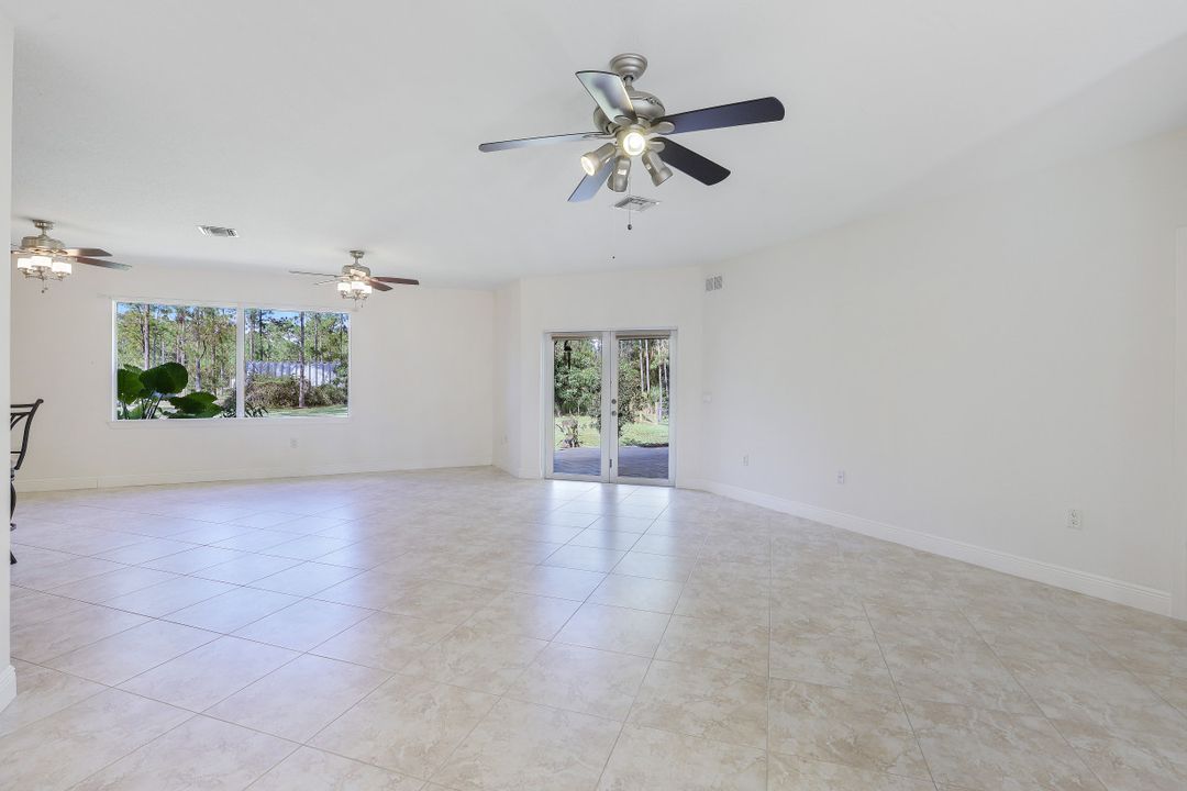 1491 20th Ave NE, Naples, FL 34120