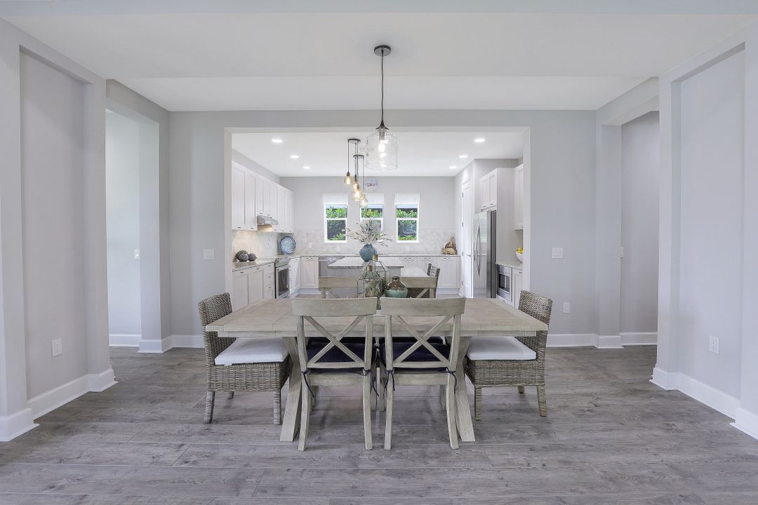 14684 Tropical Dr, Naples, FL 34114