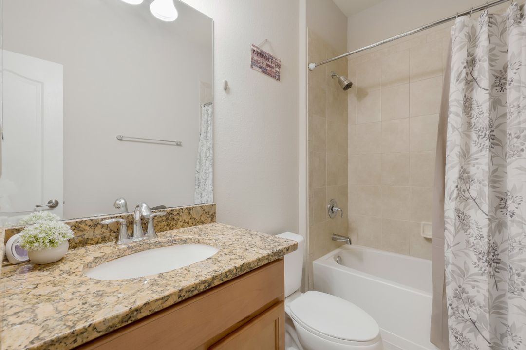 11435 Icarus Cir, Lehigh Acres, FL 33971