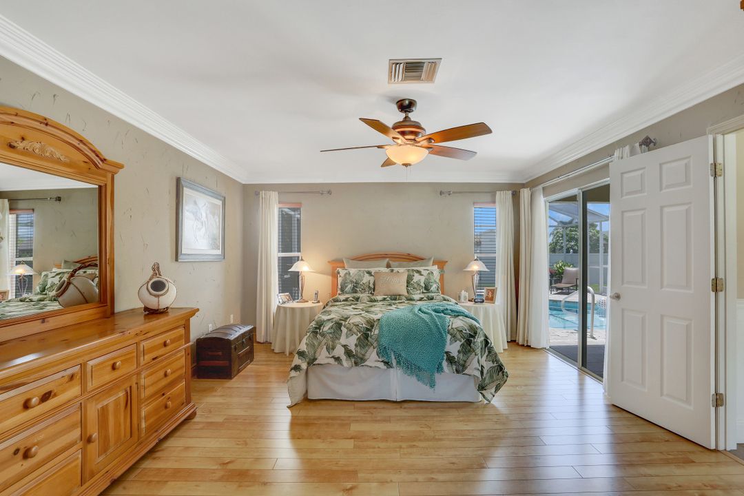 4137 SW 10th Ave, Cape Coral, FL 33914