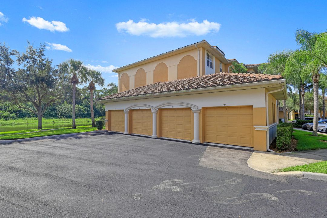 3961 Pomodoro Cir #203 , Cape Coral, FL 33909