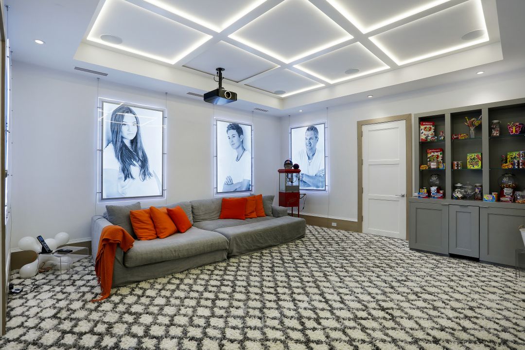 705 Myrtle Rd, Naples, FL 34108