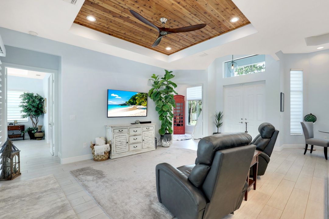 2112 16th St NE, Naples, FL 34120