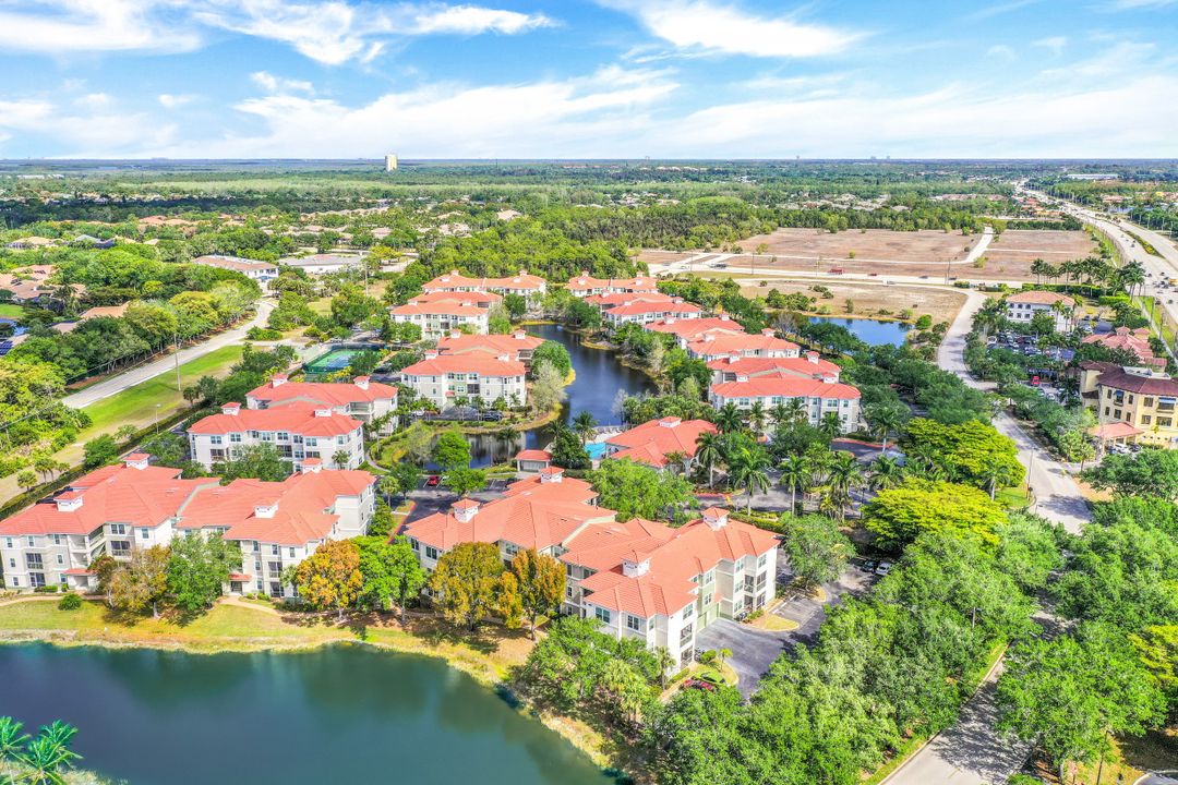 23600 Walden Center Dr #202, Estero, FL 34134