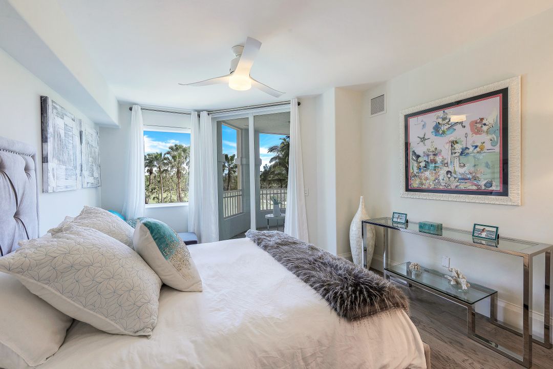 2748 Tiburon Blvd E #304, Naples, FL 34109