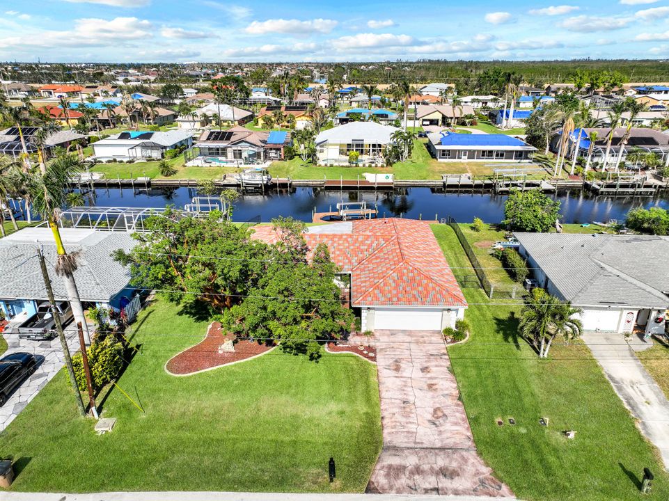 2101 SE 25th Ln, Cape Coral, FL 33904