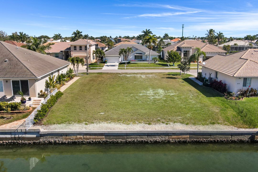 418 Marquesas Ct, Marco Island, FL 34145