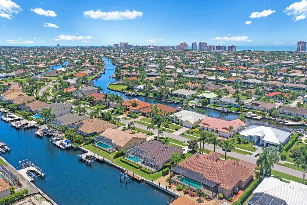 371 Capistrano Ct, Marco Island, FL 34145