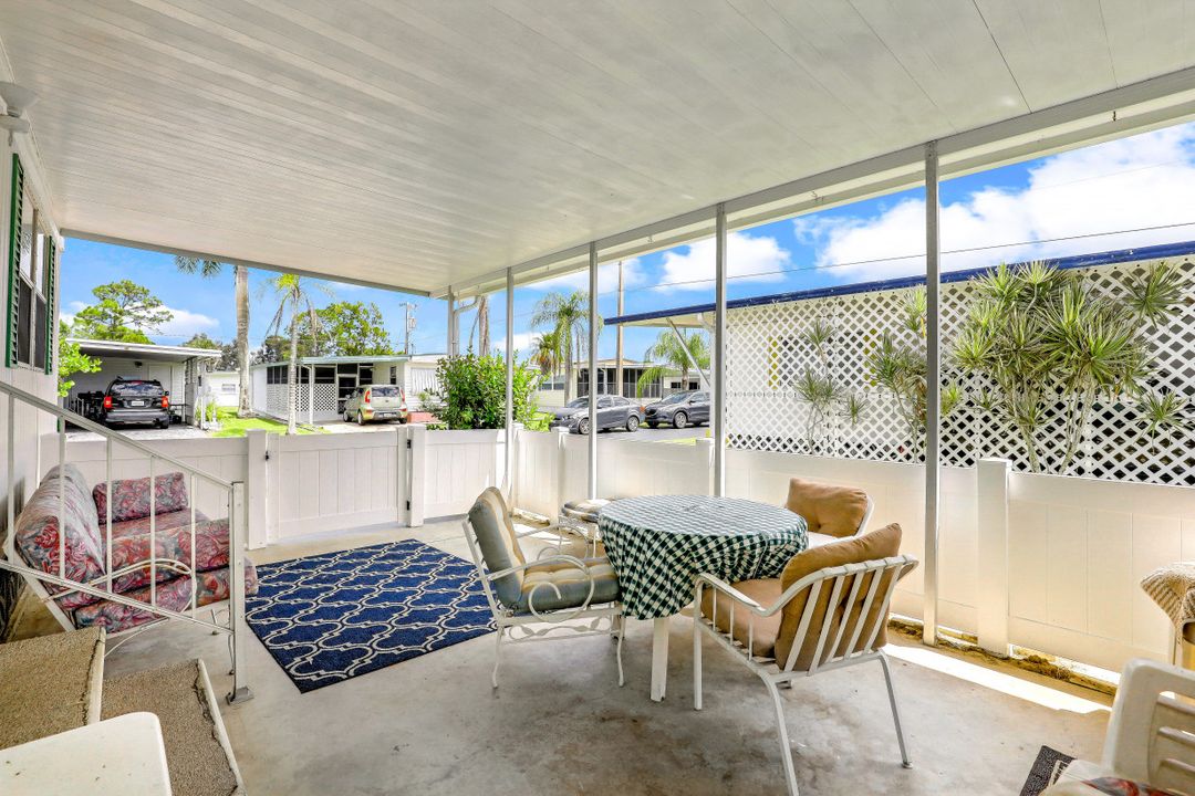 818 Homefolks St, North Fort Myers, FL 33917